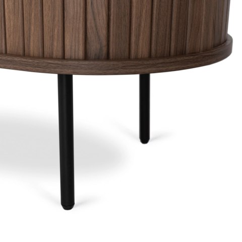 Komoda do Salonu Rozsuwana TRISH 180 cm Orzech Dwudrzwiowa Ryflowana Nowoczesna