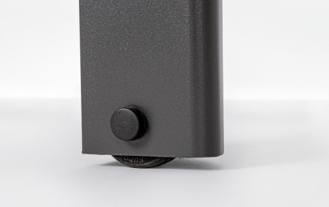 BIZZOTTO leżak ogrodowy SKIPPER czarny