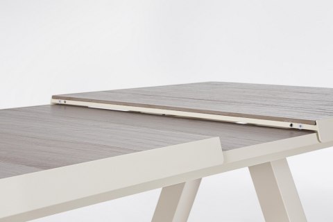 BIZZOTTO stół ogrodowy KRION PELICAN 163-203 rozkładany