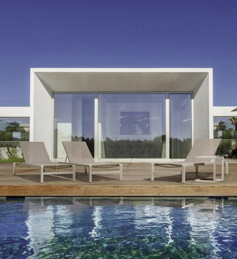 BIZZOTTO stolik ogrodowy KONNOR beżowy