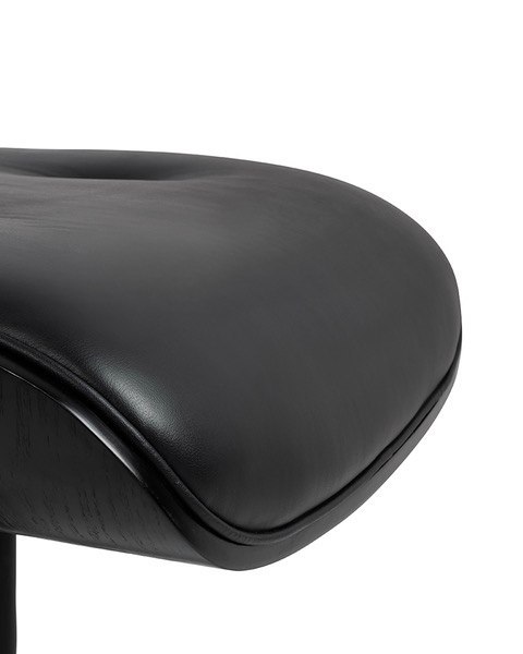 Fotel LOUNGE HM czarny / czarny jesion