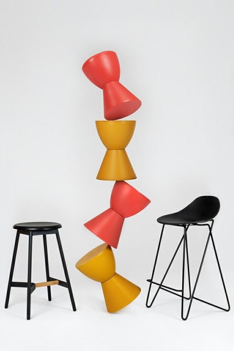 Produkt wycofany Krzesło barowe PERSY czarne 75