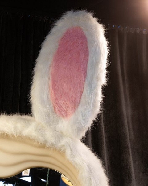 King Home Lustro stojące BUNNY z oświetleniem LED 240x150 cm