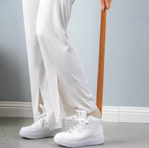 King Home Łyżka do butów SHP MAGNUS orzech