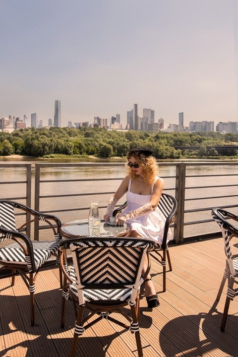 King Home Krzesło ogrodowe CAFE AZURE biały / czarny