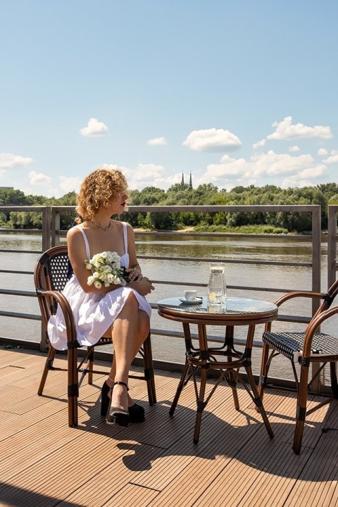 Krzesło ogrodowe CAFE PARIS ARM brązowe rattan