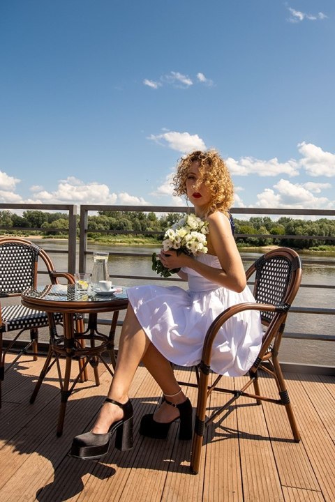 Krzesło ogrodowe CAFE PARIS ARM brązowe rattan