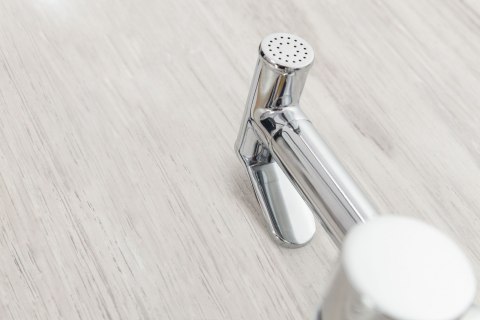 BATERIA BIDETOWA PODTYNKOWA LOOP LUNGO CHROM