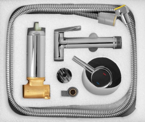 BATERIA BIDETOWA PODTYNKOWA LOOP LUNGO CHROM