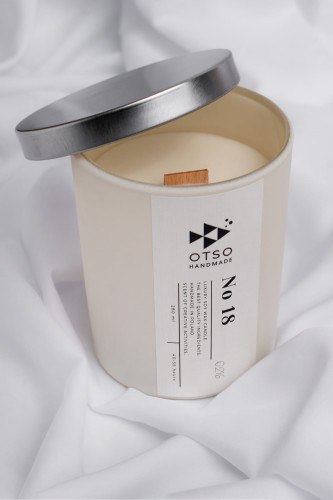Świeca sojowa No 18 biała - świeca sojowa zapachowa WHITE OTSO - 280 ml