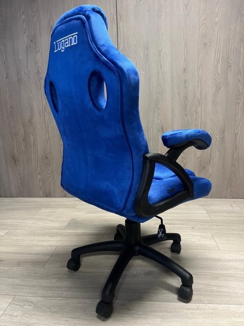 .Fotel obrotowy do biurka CARRERA M ALCANTARA DARK BLUE