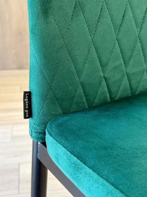 Krzesło tapicerowane VALVA CARO VELVET GREEN