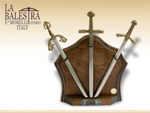 Ozdoba na drewnie stojąca