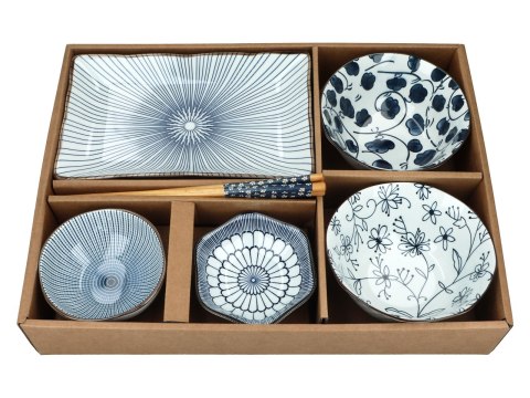 Kpl. 4 miseczek + talerz + pałeczki