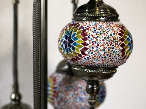 Lampa podłogowa - pięć kloszy, wielokolorowych