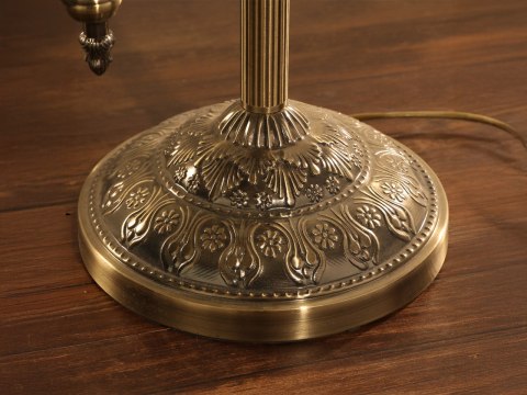 Lampa podłogowa - siedem kloszy, wielokolorowych