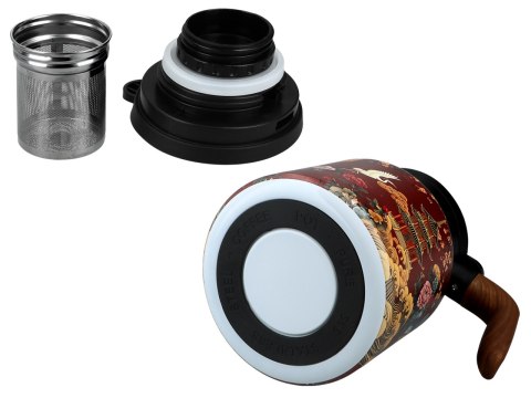 Termos z zaparzarką do herbaty i ziół.